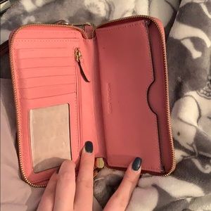 Michael Kors Bags - Michael kors wristlet wallet Michael Kors Bags - Michael kors wristlet wallet